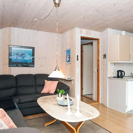 Holiday home 6 Person In Hemmet Falen